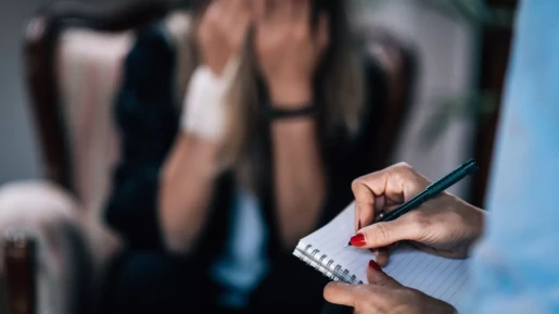 Dialectical Behavior Therapy 24 Dialectical Behavior Therapy