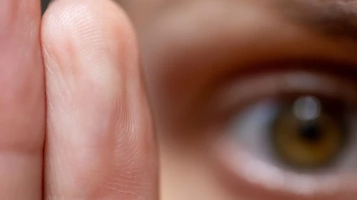 Eye Movement Desensitization and Reprocessing (EMDR) 12 Eye Movement Desensitization and Reprocessing